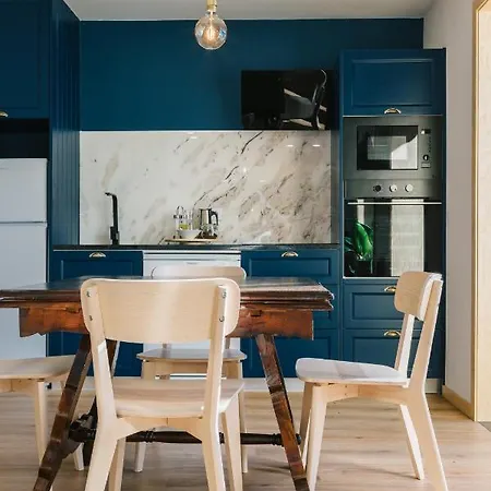 Campanha By Stories Apartament Porto