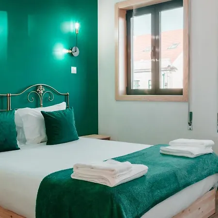 Campanha By Stories Appartamento Oporto